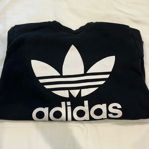 Adidas crew neck youth large